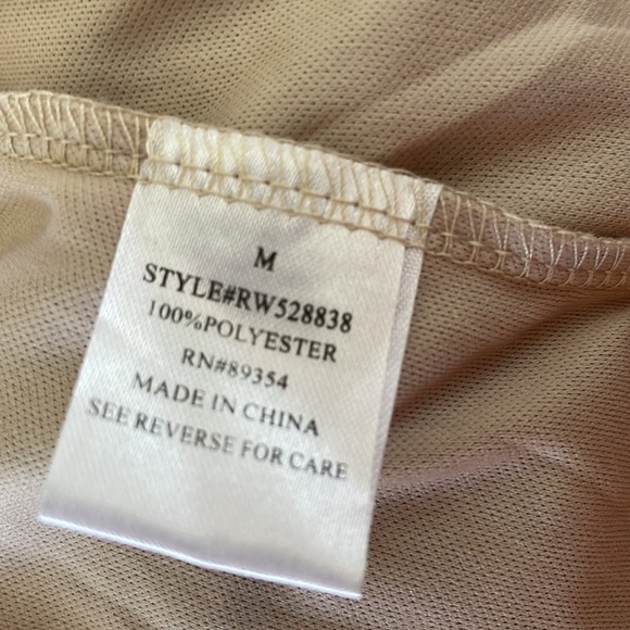 Chic Cream Ruffle Dress 🤍🖤 - Picture 8 of 12